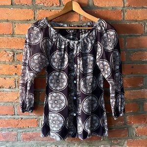 { Anthropologie } Sweet Pea Gray Medallion Mesh Button-up Top, size XS